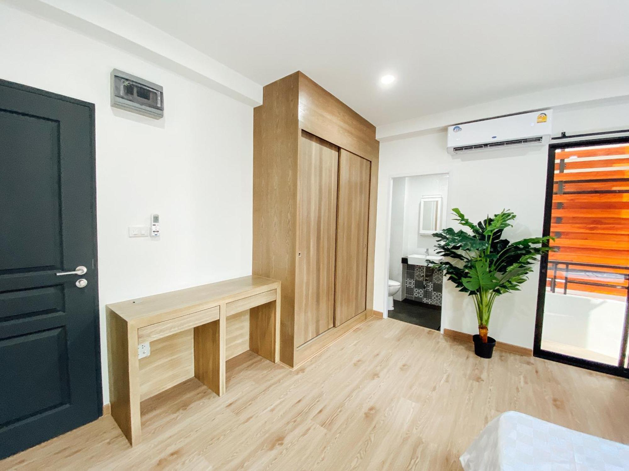 Отель Gp House Bangkok - Sukhumvit Onnut Bts Skytrain Экстерьер фото